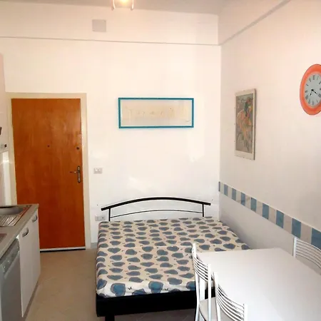 Apartment Mon Levante *